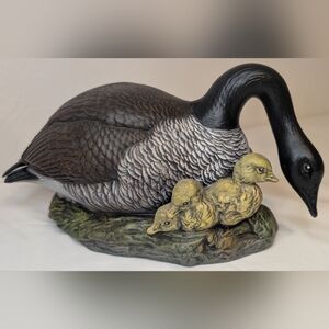 Vintage Holland Mold Ceramic Goose w/ Goslings Family Hand Painted Figurine